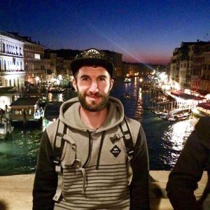 56242799_10217788128351285_5287094278835666944_n